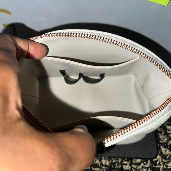 Cosmetic Pouch - Picture 5 of 5